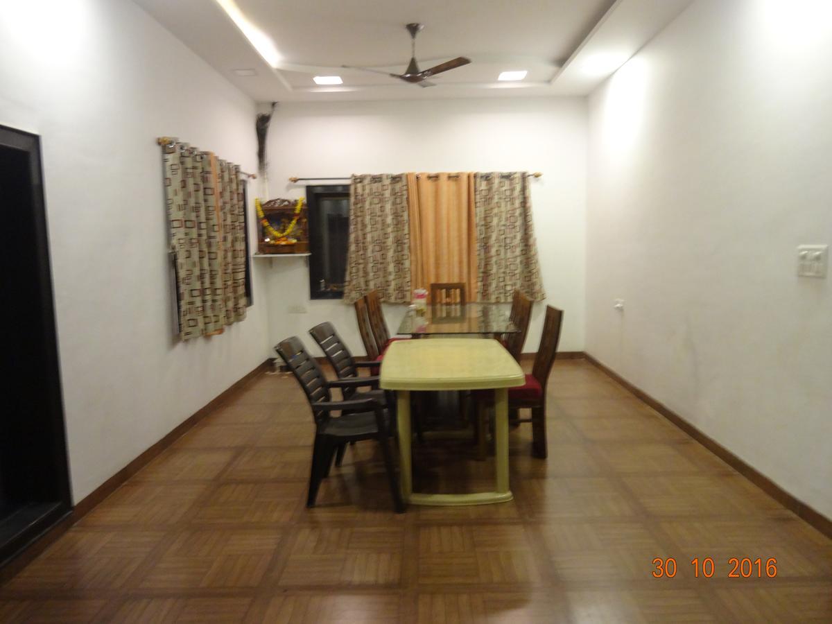 Malhar Bungalow Panchgani Esterno foto
