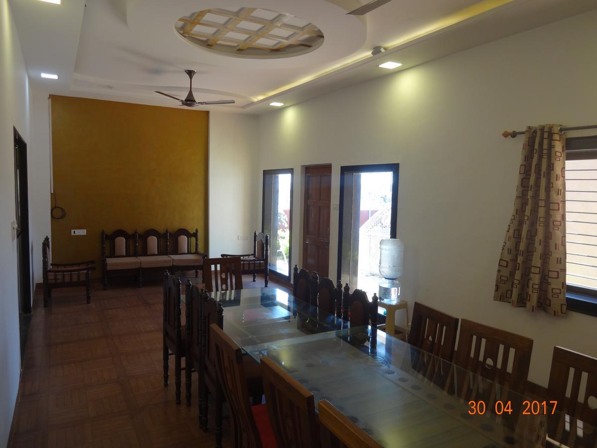 Malhar Bungalow Panchgani Esterno foto
