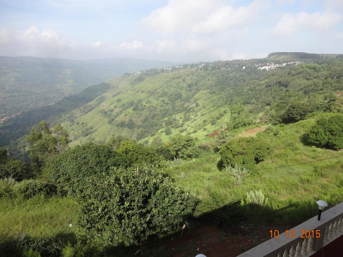 Malhar Bungalow Panchgani Esterno foto