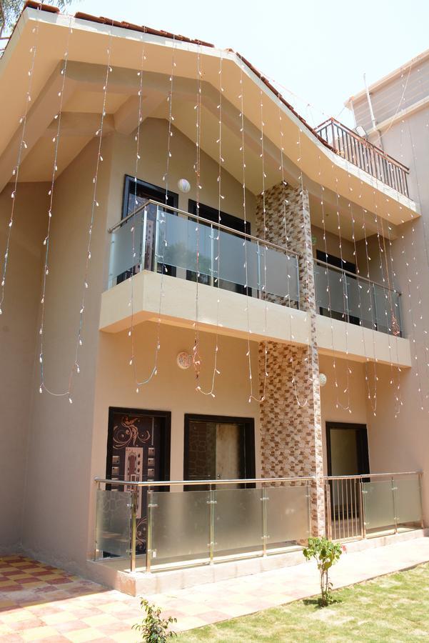 Malhar Bungalow Panchgani Esterno foto