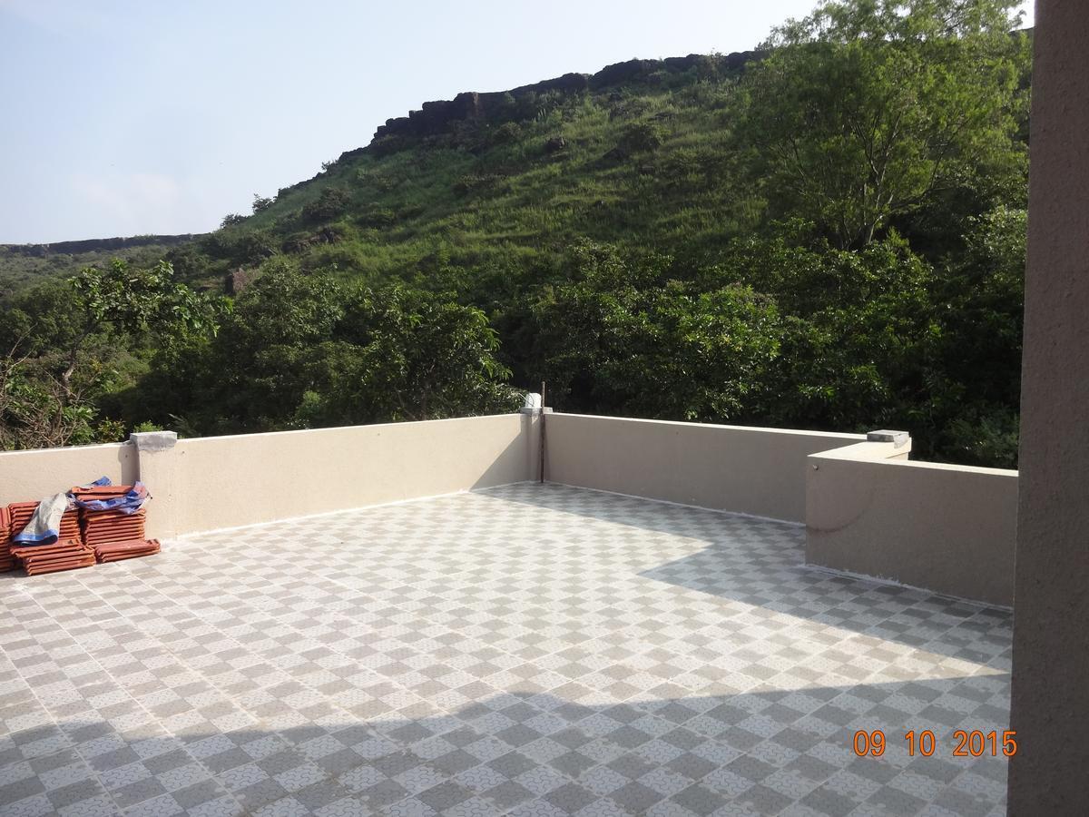 Malhar Bungalow Panchgani Esterno foto