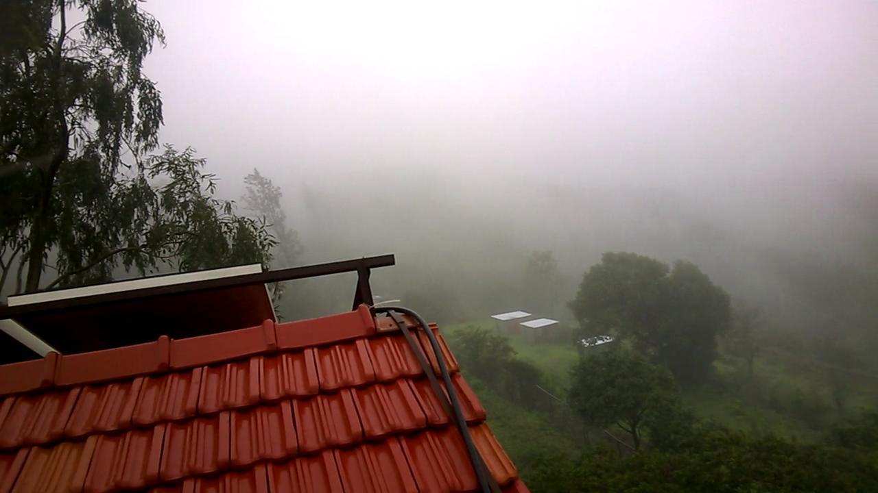 Malhar Bungalow Panchgani Esterno foto