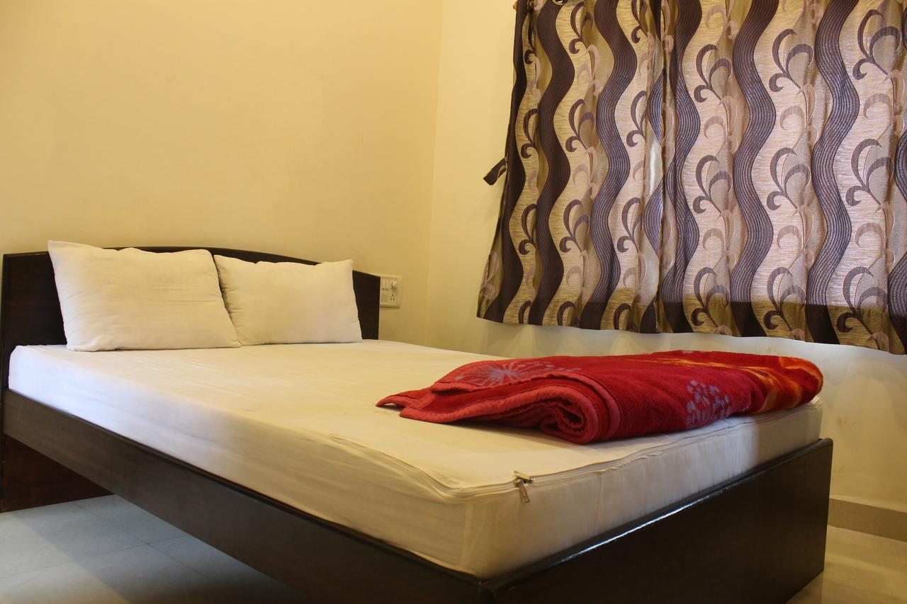 Malhar Bungalow Panchgani Esterno foto