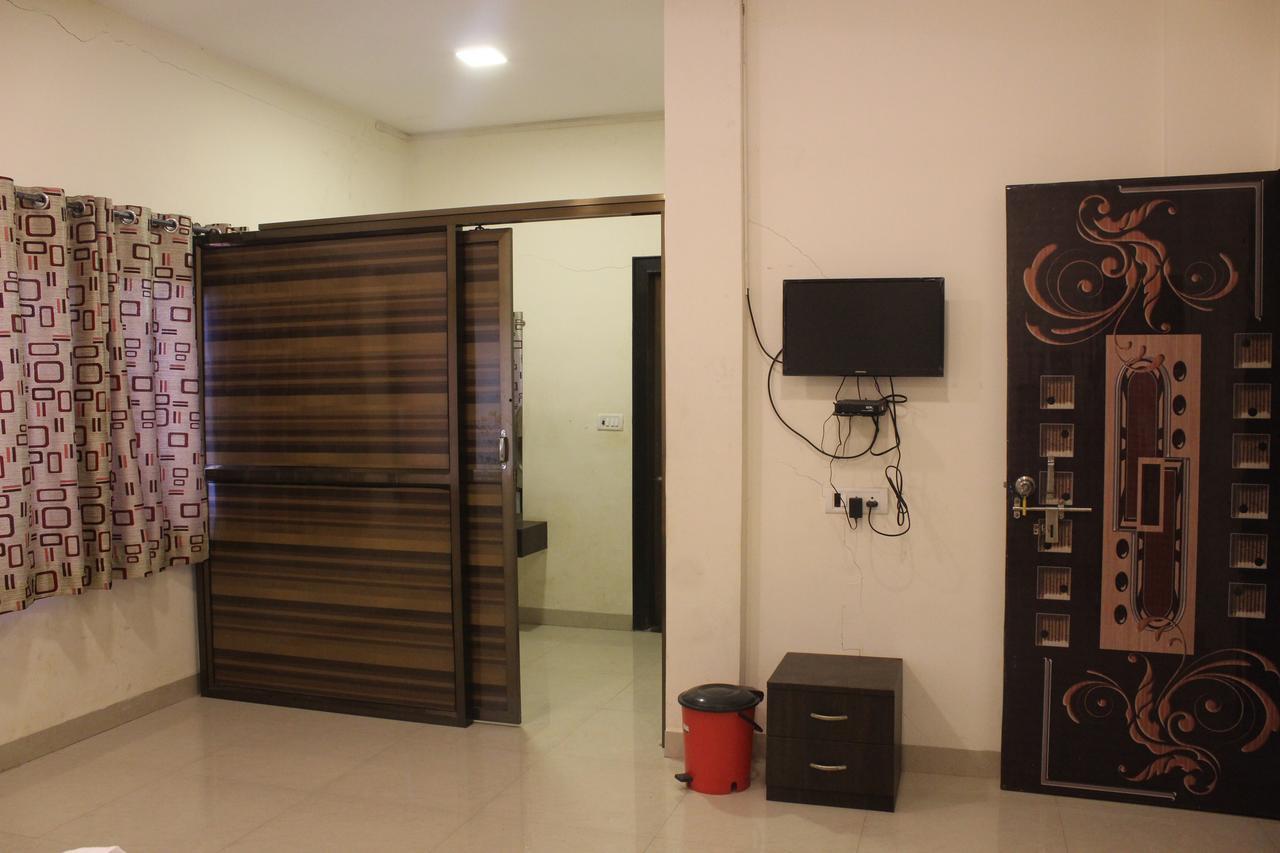 Malhar Bungalow Panchgani Esterno foto